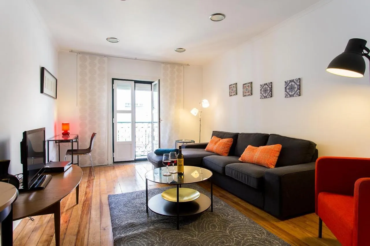 Altido Urban 1-Bed Flat With Workspace, Moments From Avenida Da Liberdade Lisboa
